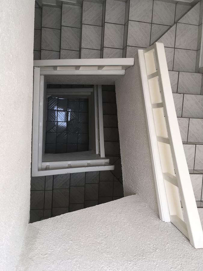 Casa Bravia - Hostal Para Mujeres Guadalajara Exterior foto